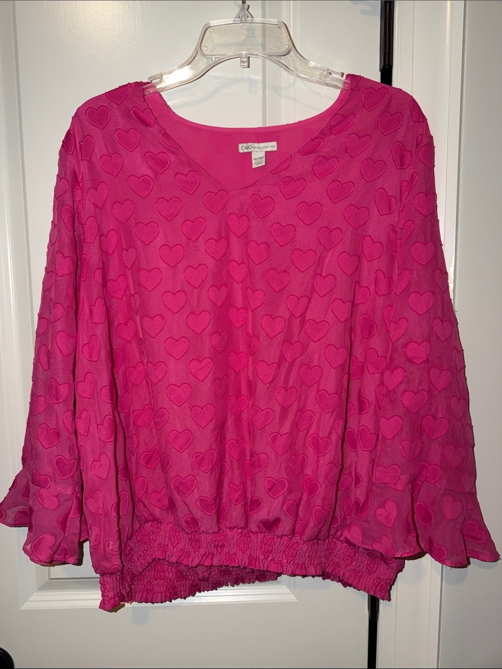 💕Plus Cato Pink Heart Long Sleeve Blouse w ruffle sleeve Valentine’s Day 18/20W